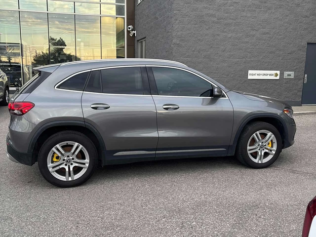 Mercedes-Benz GLA 250 4MATIC* DISTRONIC* AMBIENTNO* PANO* - автомобили, коли, обяви за нови и употребявани 2