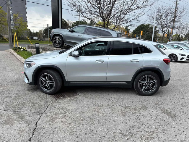 Mercedes-Benz GLA 250 * 4MATIC * 360 * ПОДГРЕВИ * CARPLAY - автомобили, коли, обяви за нови и употребявани 1
