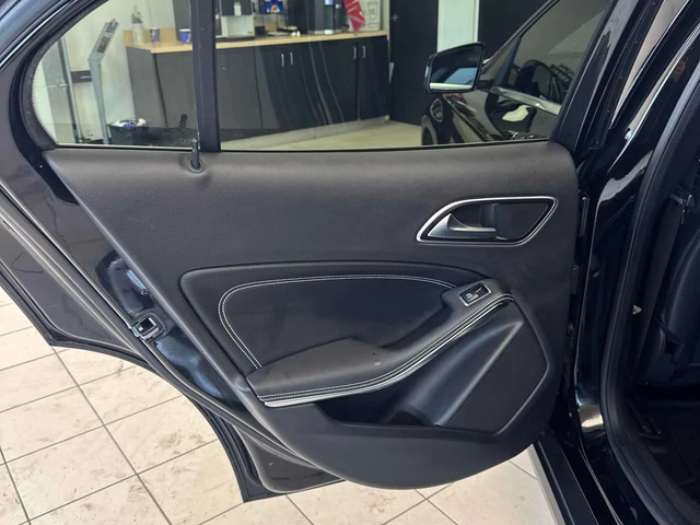 Mercedes-Benz GLA 250 4MATIC* PANORAMA* ПОДГРЕВИ* - автомобили, коли, обяви за нови и употребявани 13