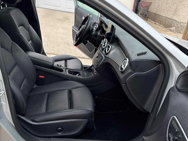 Mercedes-Benz GLA 250 * ПОДГРЕВ * ПАМЕТ * NAVI - автомобили, коли, обяви за нови и употребявани 11