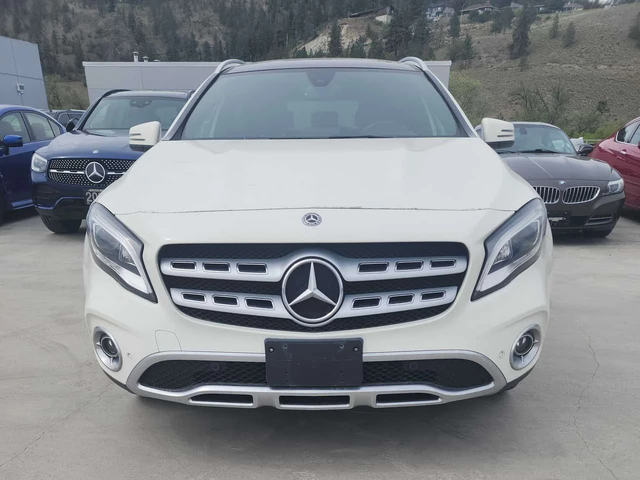 Mercedes-Benz GLA 250 4MATIC/ПРЕДСТАВИТЕЛСТВО НА MERCEDES - автомобили, коли, обяви за нови и употребявани 1