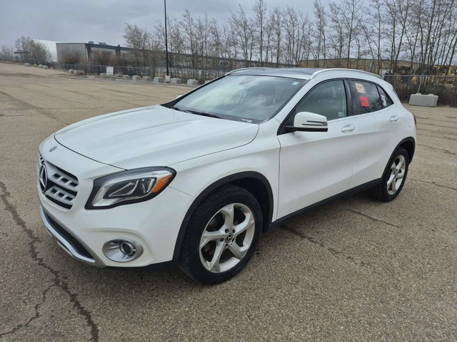 Mercedes-Benz GLA 250 4matic * Без инциднети * CARFAX * - автомобили, коли, обяви за нови и употребявани 0