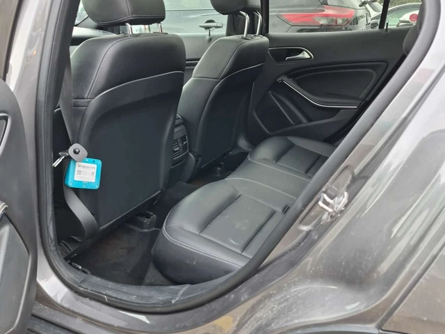 Mercedes-Benz GLA 250 * CARFAX * 2 КЛЮЧА * ПАНОРАМА * ПОДГРЕВИ * - автомобили, коли, обяви за нови и употребявани 12