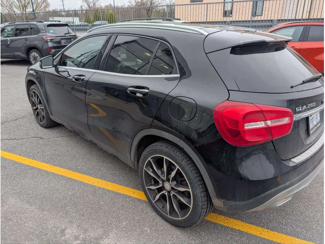 Mercedes-Benz GLA 250 * ПАНОРАМА* ПОДГРЕВИ* КАМЕРА* ПРЕДСТАВИТЕЛСТВО* - автомобили, коли, обяви за нови и употребявани 5