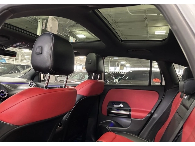 Mercedes-Benz GLA 250 2021 * 360 КАМЕРА * CARPLAY * BLIND SPOT * CARFAX - автомобили, коли, обяви за нови и употребявани 10