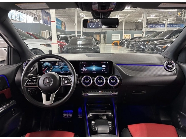 Mercedes-Benz GLA 250 2021 * 360 КАМЕРА * CARPLAY * BLIND SPOT * CARFAX - автомобили, коли, обяви за нови и употребявани 8