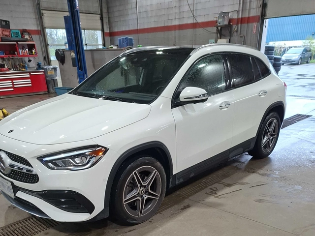 Mercedes-Benz GLA 250 * CARFAX * АВТО КРЕДИТ * - автомобили, коли, обяви за нови и употребявани 0