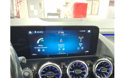 Mercedes-Benz GLA 250 * CARFAX * АВТО КРЕДИТ * - автомобили, коли, обяви за нови и употребявани 11