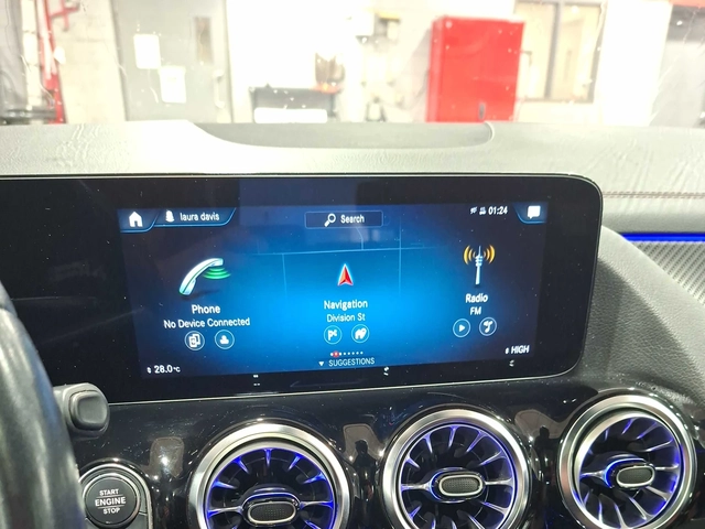 Mercedes-Benz GLA 250 * CARFAX * АВТО КРЕДИТ * - автомобили, коли, обяви за нови и употребявани 11