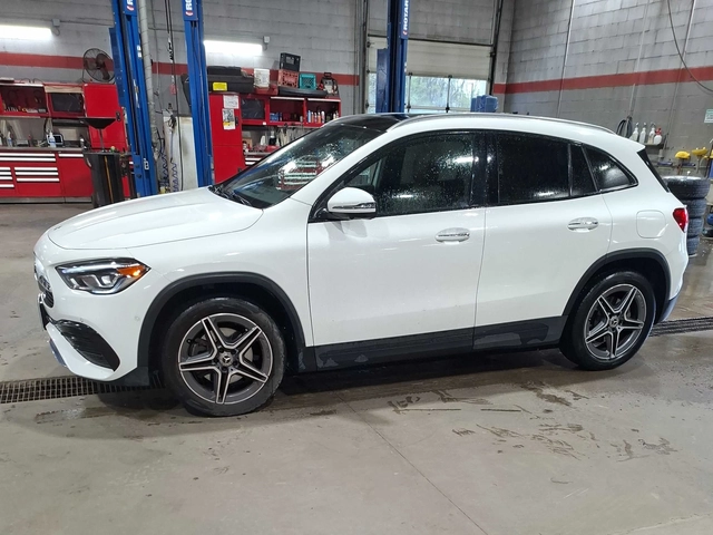 Mercedes-Benz GLA 250 * CARFAX * АВТО КРЕДИТ * - автомобили, коли, обяви за нови и употребявани 2