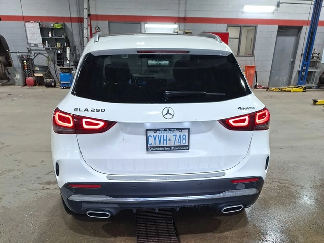 Mercedes-Benz GLA 250 * CARFAX * АВТО КРЕДИТ * - автомобили, коли, обяви за нови и употребявани 4