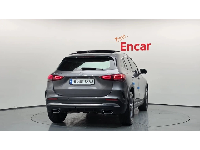 Mercedes-Benz GLA 250 ПАНОРАМА| КОЖЕН САЛОН| КАМЕРА - автомобили, коли, обяви за нови и употребявани 3
