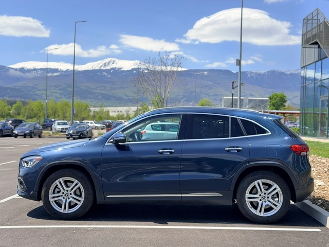 Mercedes-Benz GLA 250 -Бензин-Лизинг през Уникредит - автомобили, коли, обяви за нови и употребявани 3