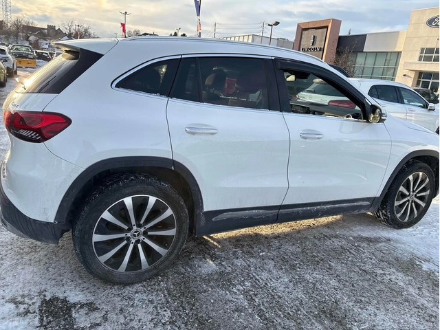 Mercedes-Benz GLA * 250 * CARFAX * ЦЕНА ДО БГ - автомобили, коли, обяви за нови и употребявани 2