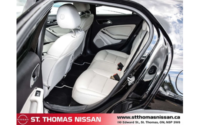 Mercedes-Benz GLA * GLA250 4M * CARFAX * ЦЕНА ДО БГ - автомобили, коли, обяви за нови и употребявани 9