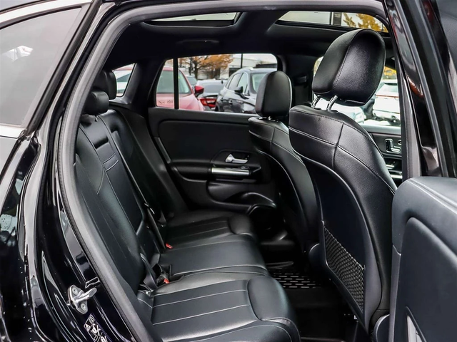 Mercedes-Benz GLA * GLA250 4M * CARFAX * ЦЕНА ДО БГ - автомобили, коли, обяви за нови и употребявани 14