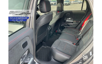 Mercedes-Benz GLA * AMG Line * HeadUp * * AвтоКредит* (ЦЕНА ДО БГ) - автомобили, коли, обяви за нови и употребявани 14