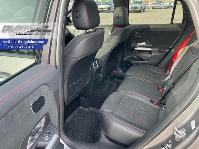 Mercedes-Benz GLA * AMG Line * HeadUp * * AвтоКредит* (ЦЕНА ДО БГ) - автомобили, коли, обяви за нови и употребявани 14