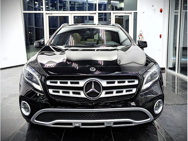 Mercedes-Benz GLA 250 4MATIC* АвтоКредит* (Цена до БГ) - автомобили, коли, обяви за нови и употребявани 1