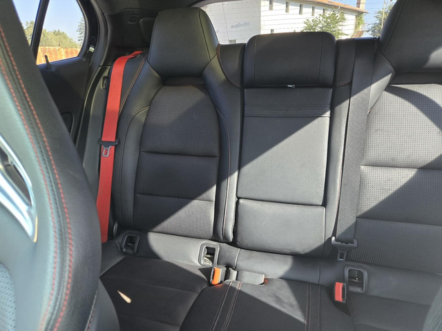 Mercedes-Benz GLA 45 AMG, 2015 г., 250000 км, 365 к.с. - автомобили, коли, обяви за нови и употребявани 7