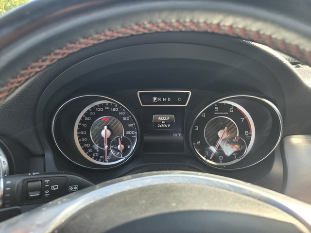 Mercedes-Benz GLA 45 AMG, 2015 г., 250000 км, 365 к.с. - автомобили, коли, обяви за нови и употребявани 8