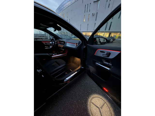 Mercedes-Benz GLA 45 AMG 35AMG* Burmester* Distronic* 360View* Аmbient* Car - автомобили, коли, обяви за нови и употребявани 13