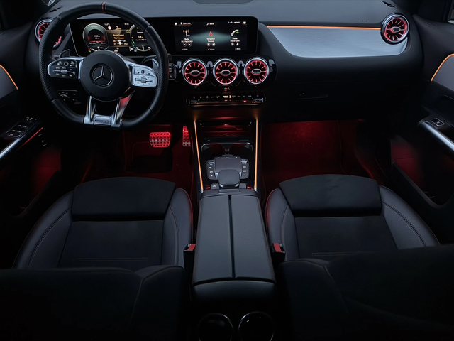 Mercedes-Benz GLA 45 AMG 35AMG* Burmester* Distronic* 360View* Аmbient* Car - автомобили, коли, обяви за нови и употребявани 9