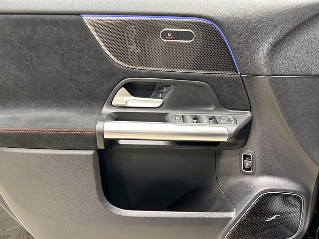 Mercedes-Benz GLA 45 AMG 45 S AMG 4M - автомобили, коли, обяви за нови и употребявани 11