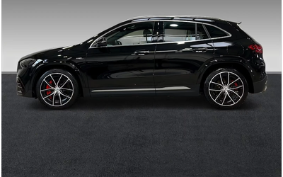 mercedes-benz-gla-45-amg - 3