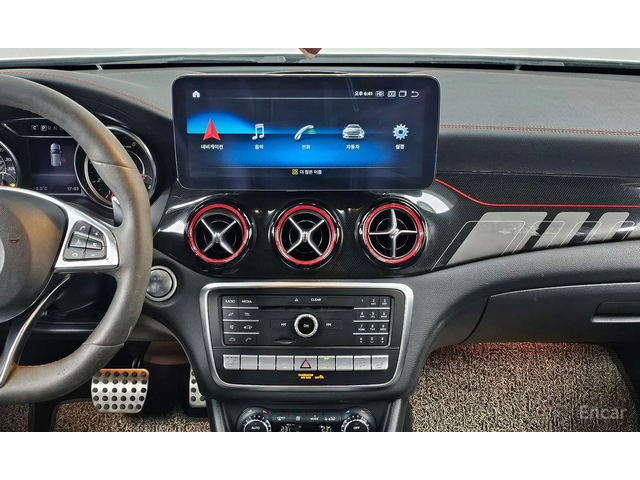 Mercedes-Benz GLA 45 AMG 4MATIC* HARMAN KARDON* MEMORY* PANORAMA* АЛКАНТАРА - автомобили, коли, обяви за нови и употребявани 9