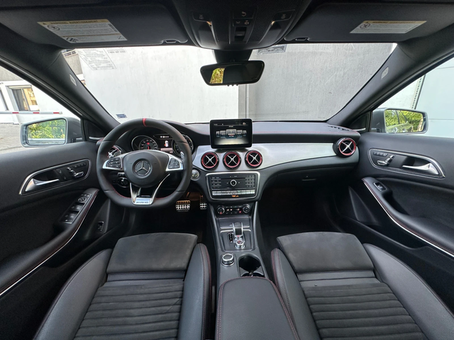 Mercedes-Benz GLA 45 AMG - автомобили, коли, обяви за нови и употребявани 10