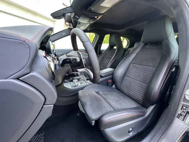 Mercedes-Benz GLA 45 AMG - автомобили, коли, обяви за нови и употребявани 9