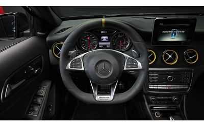 mercedes-benz-gla-45-amg - 5