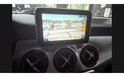 Mercedes-Benz GLA 45 AMG ПОДГРЕВ / ПАНОРАМА / КРИЛО - автомобили, коли, обяви за нови и употребявани 10