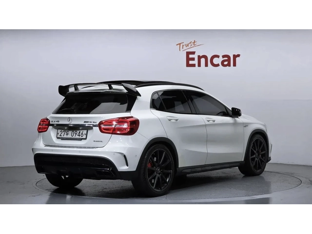 Mercedes-Benz GLA 45 AMG ПОДГРЕВ / ПАНОРАМА / КРИЛО - автомобили, коли, обяви за нови и употребявани 1