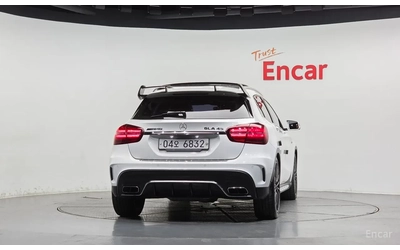 mercedes-benz-gla-45-amg - 3