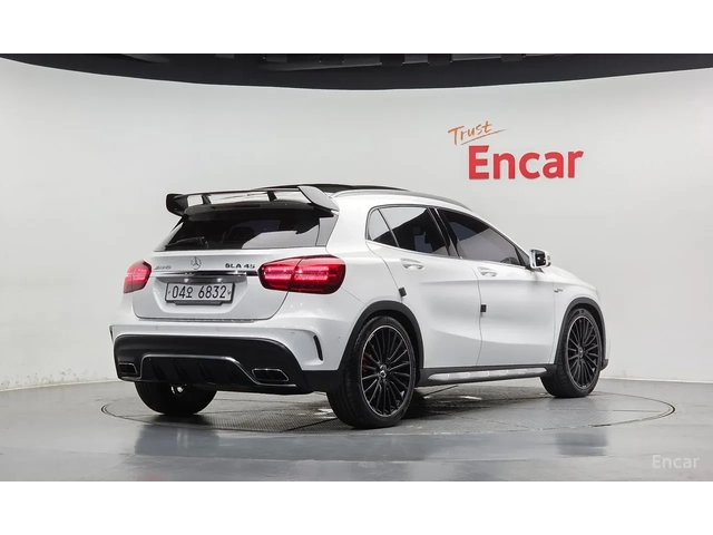 Mercedes-Benz GLA 45 AMG ПОДГРЕВ| ДИСТРОНИК* КРАЙНА ЦЕНА ДО СОФИЯ - автомобили, коли, обяви за нови и употребявани 1