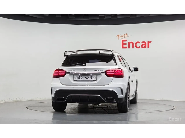 Mercedes-Benz GLA 45 AMG ПОДГРЕВ| ДИСТРОНИК* КРАЙНА ЦЕНА ДО СОФИЯ - автомобили, коли, обяви за нови и употребявани 3