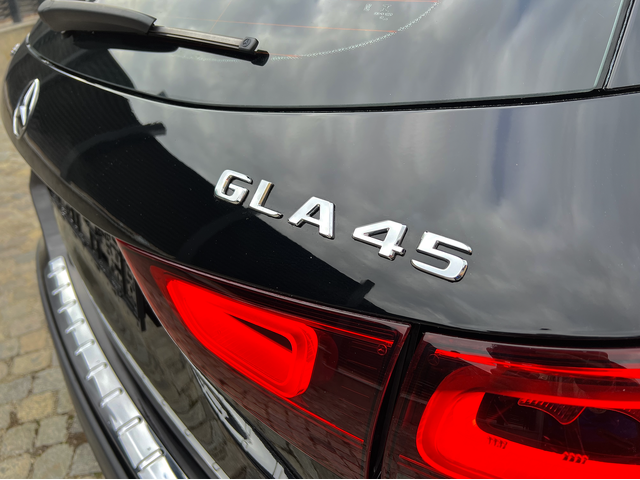 Mercedes-Benz GLA 45 AMG Aerodynamic Pack/Burmester/Обдухване - автомобили, коли, обяви за нови и употребявани 10