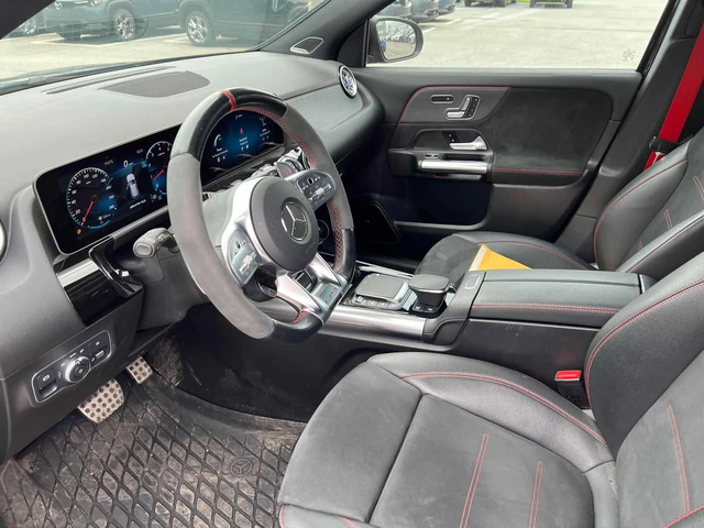 Mercedes-Benz GLA AMG 35 /360/DISTRONIC/BURMESTER - автомобили, коли, обяви за нови и употребявани 4