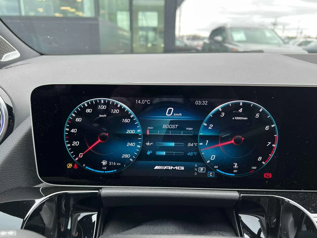 Mercedes-Benz GLA AMG 35 /360/DISTRONIC/BURMESTER - автомобили, коли, обяви за нови и употребявани 7