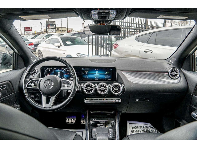 Mercedes-Benz GLA AMG PKG | PANORAMIC | CAMERA | KEYLESS - автомобили, коли, обяви за нови и употребявани 10
