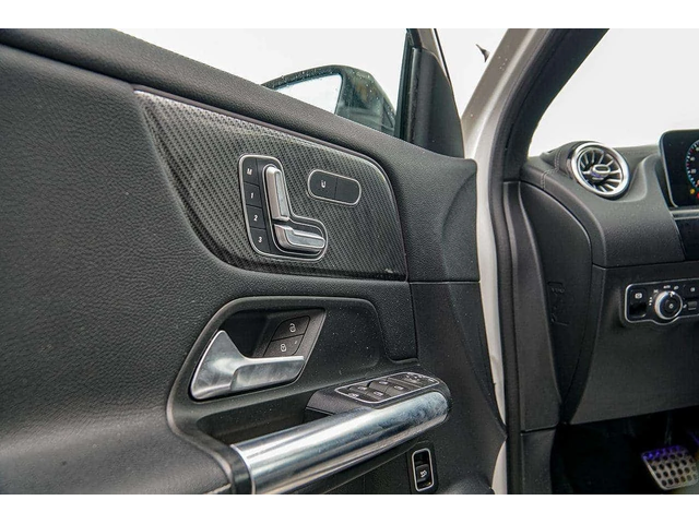 Mercedes-Benz GLA AMG PKG | PANORAMIC | CAMERA | KEYLESS - автомобили, коли, обяви за нови и употребявани 7
