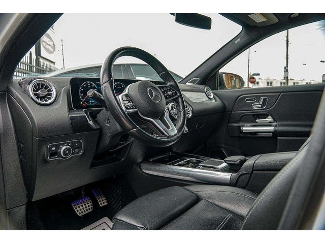 Mercedes-Benz GLA AMG PKG | PANORAMIC | CAMERA | KEYLESS - автомобили, коли, обяви за нови и употребявани 9