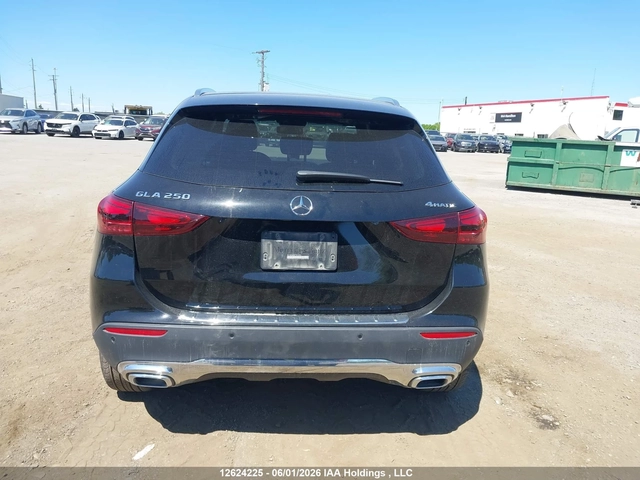 Mercedes-Benz GLA 250 4MATIC - автомобили, коли, обяви за нови и употребявани 15