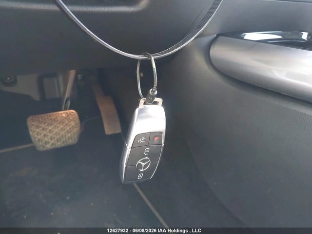 Mercedes-Benz GLA 250 4MATIC - автомобили, коли, обяви за нови и употребявани 10