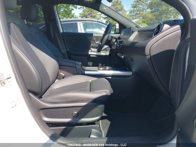 Mercedes-Benz GLA 250 4MATIC - автомобили, коли, обяви за нови и употребявани 4