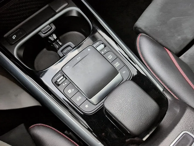 Mercedes-Benz GLA 250 4MATIC SUV - автомобили, коли, обяви за нови и употребявани 14