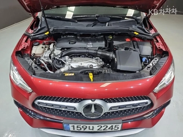 Mercedes-Benz GLA 4MATIC - автомобили, коли, обяви за нови и употребявани 6