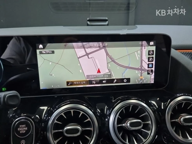 Mercedes-Benz GLA 4MATIC - автомобили, коли, обяви за нови и употребявани 11